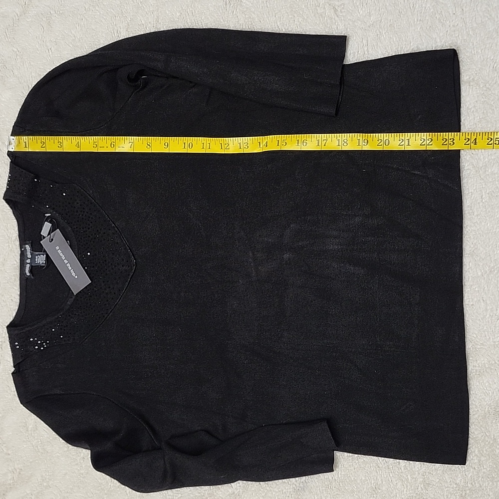 Cable & Gauge Black Cut-Out Shoulder Top - Picture 10 of 11